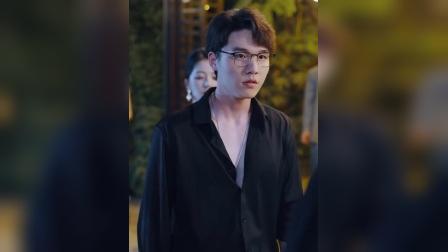九游体育-同城球队互怼，比赛加剧紧张氛围